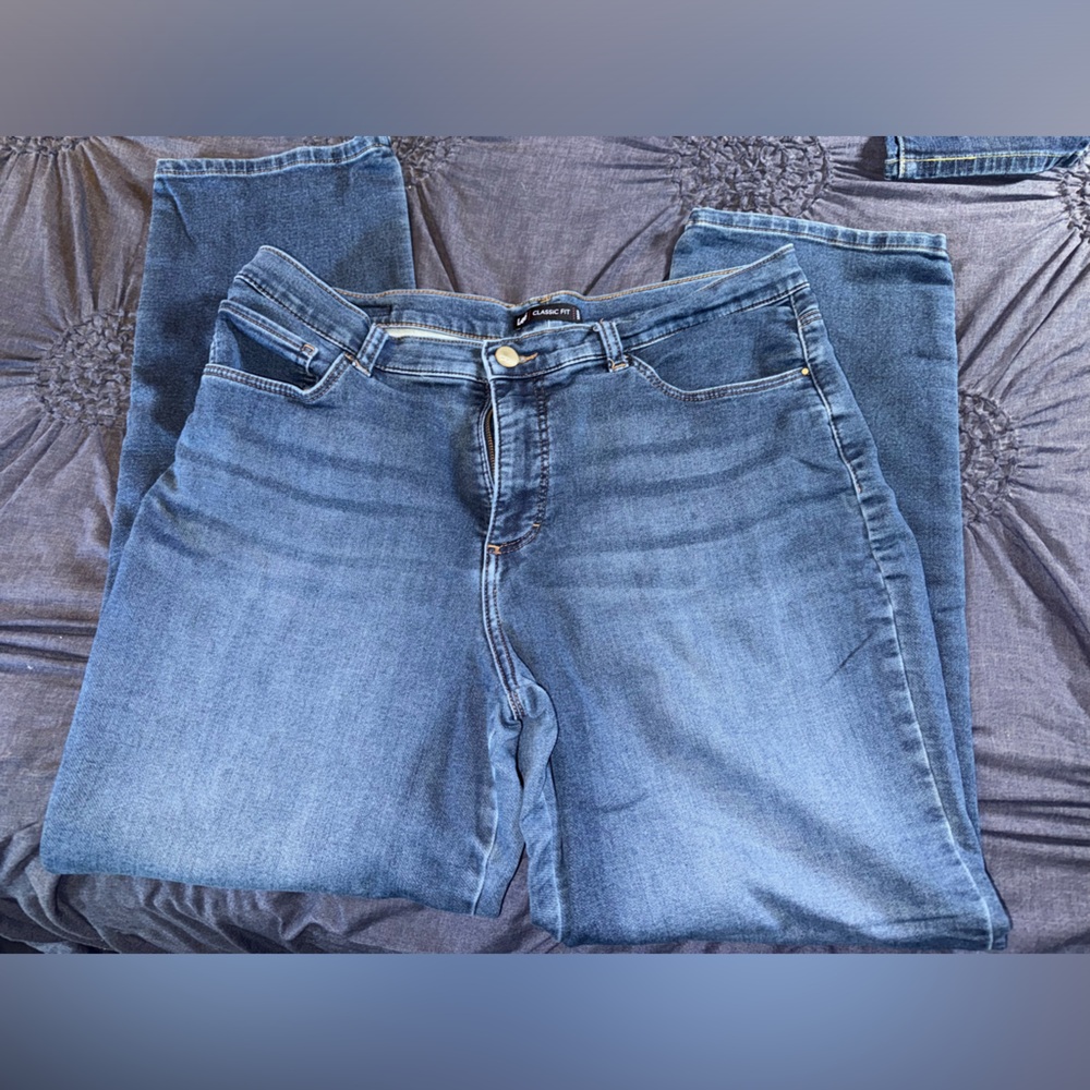 Lee classic fit